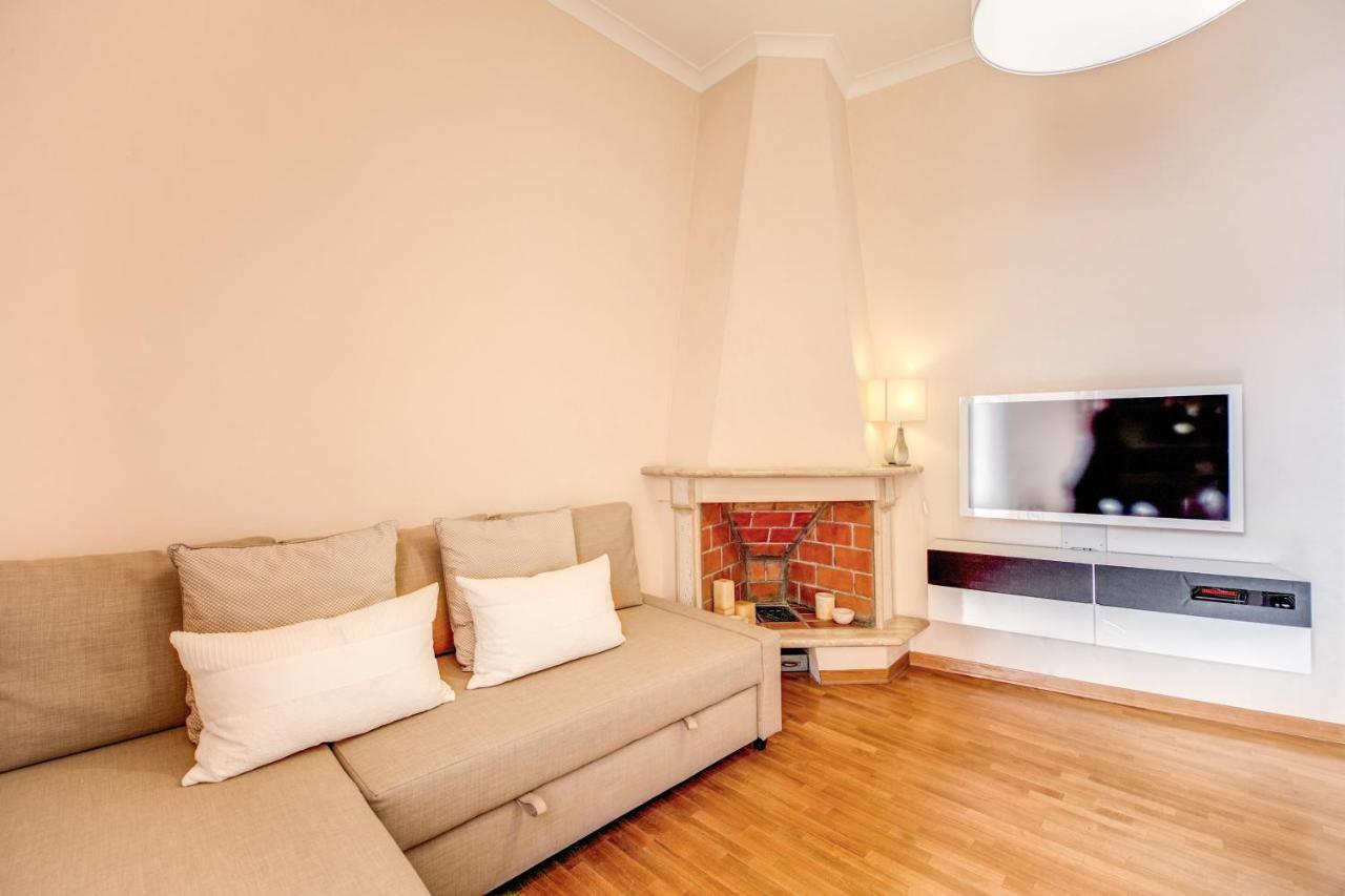 Elegant Apartment Behind The Colosseum Róma Szoba fotó